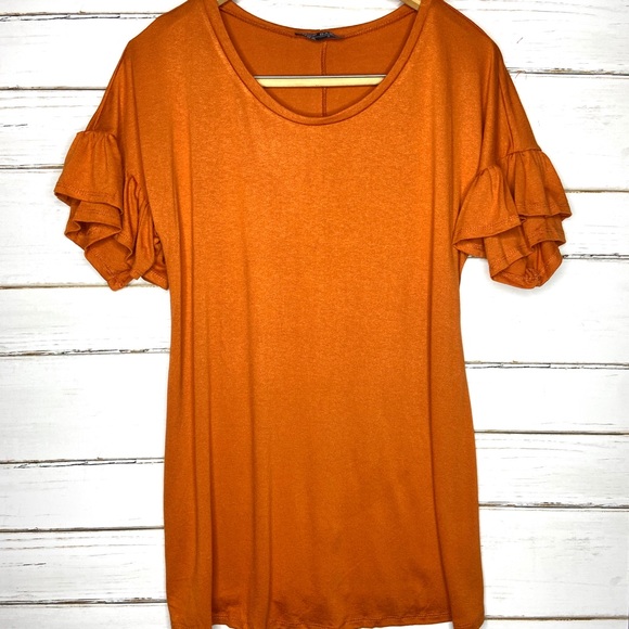 Adley Ruffle Sleeve Top - Picture 2 of 6